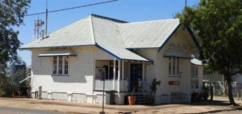 Muttaburra Visitor Information Centre -Muttaburra Post Office.jpg